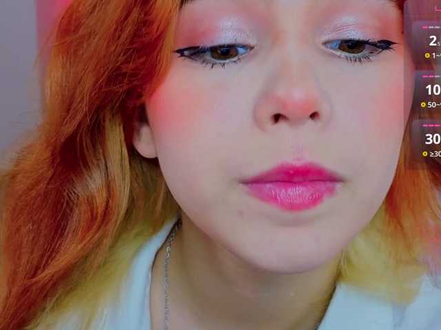 CoralineJones's BongaCams show and profile