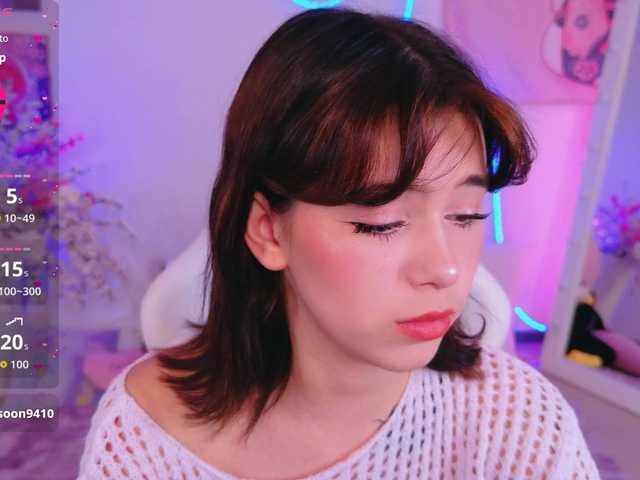 CoralineJones live cam on BongaCams