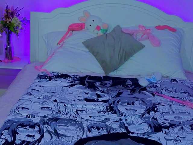 CoralineJones's BongaCams show and profile