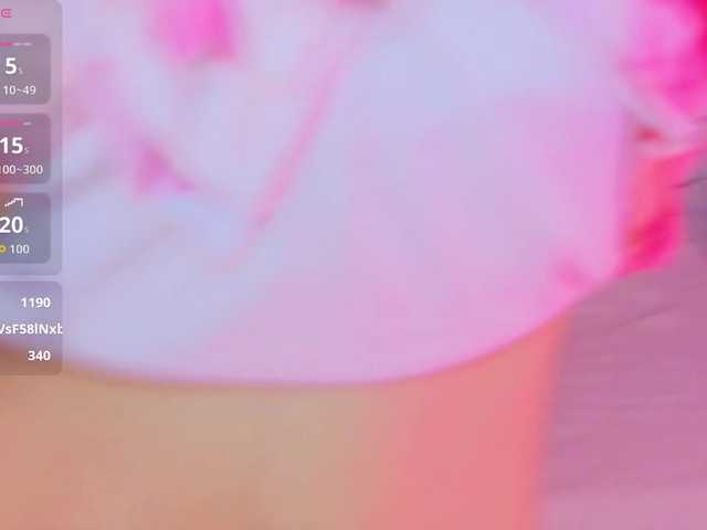 CoralineJones live cam on BongaCams