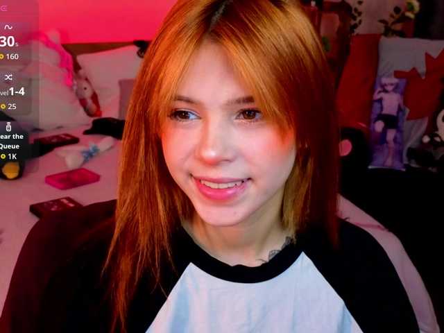 CoralineJones's BongaCams show and profile