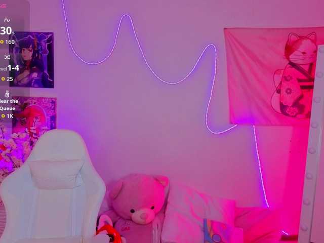 CoralineJones live cam on BongaCams