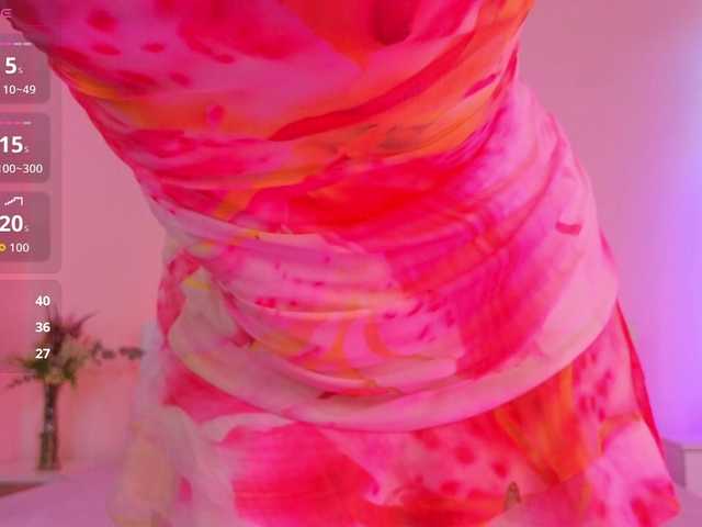 CoralineJones live cam on BongaCams