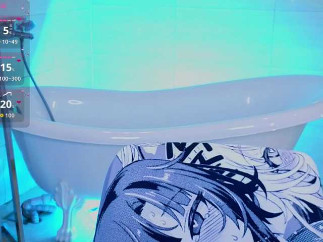CoralineJones live cam on BongaCams