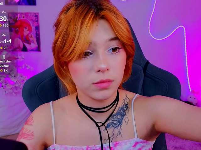 CoralineJones's BongaCams show and profile