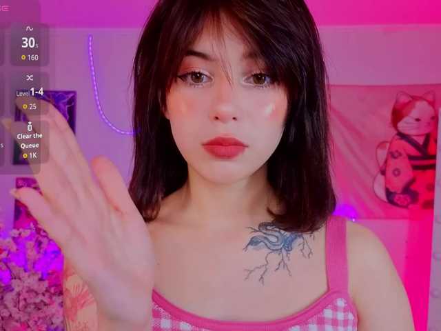 CoralineJones live cam on BongaCams