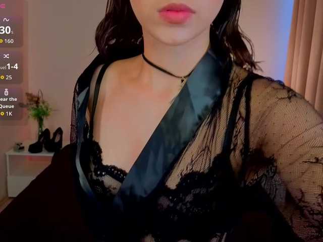 CoralineJones live cam on BongaCams