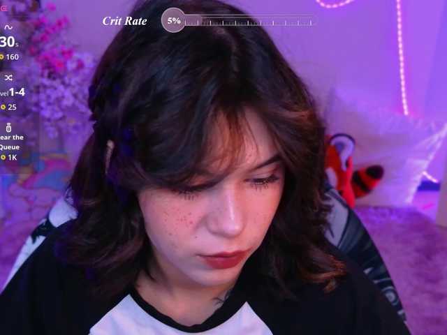 CoralineJones live cam on BongaCams