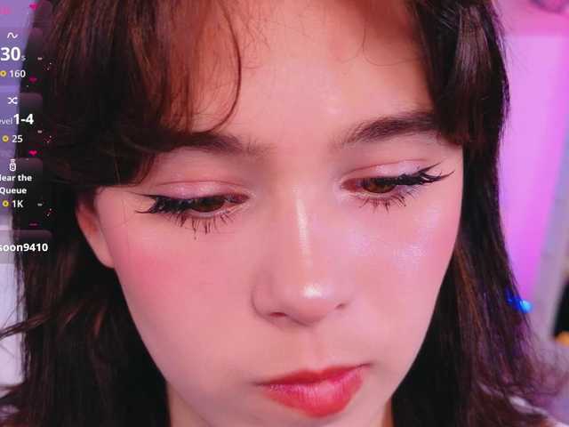 coralinejones cam belle