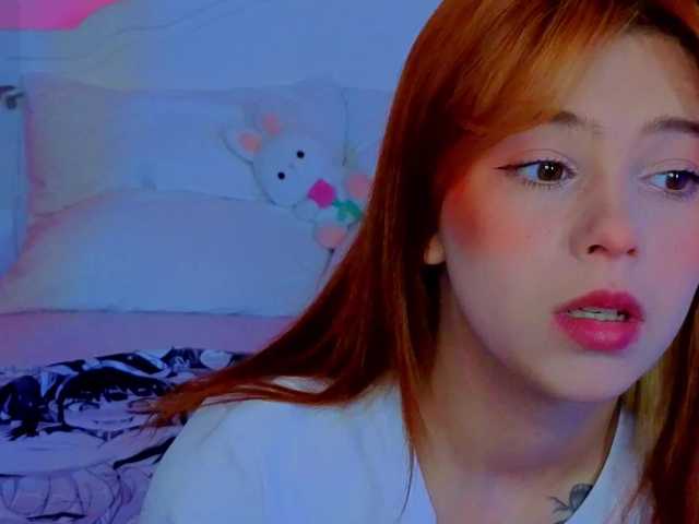  CoralineJones chat room