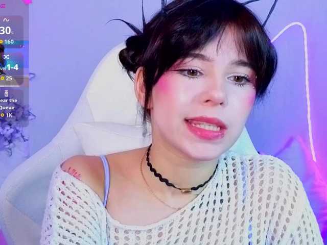  CoralineJones chat room