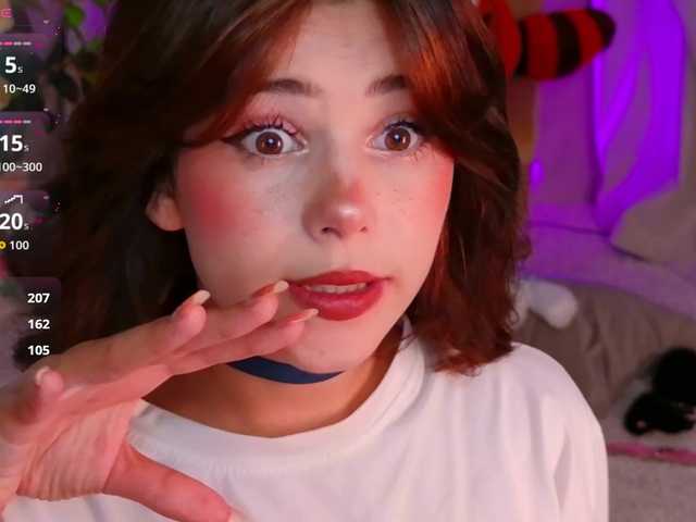 CoralineJones live webcam show