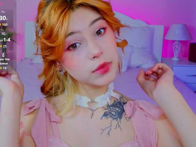 CoralineJones chat room