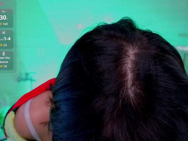CoralineJones webcam
