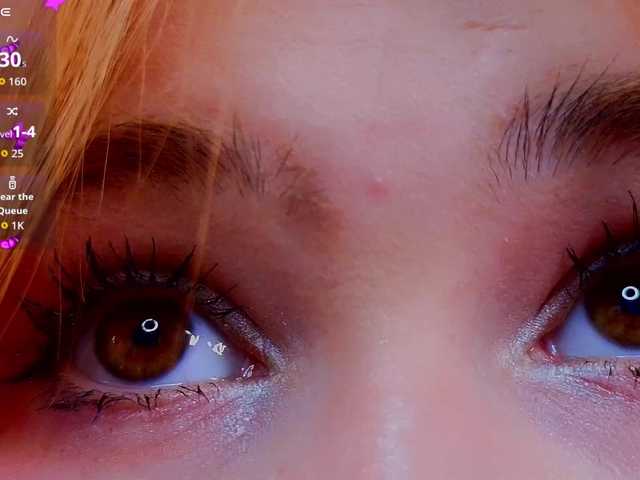 CoralineJones's BongaCams show and profile