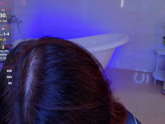 CoralineJones live cam on BongaCams