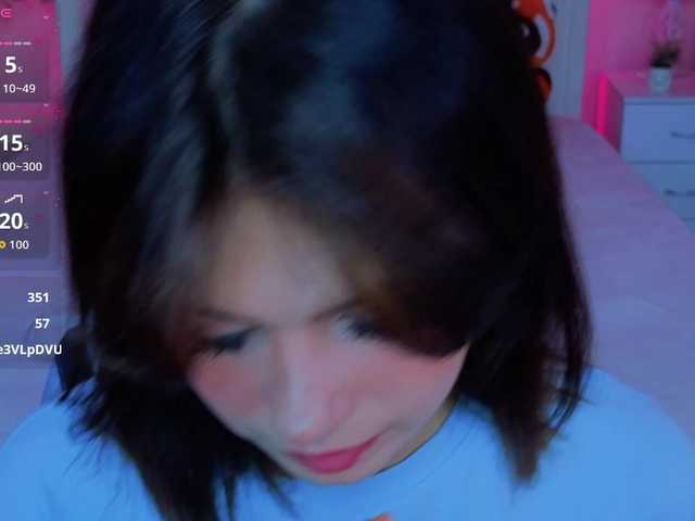 видео от CoralineJones