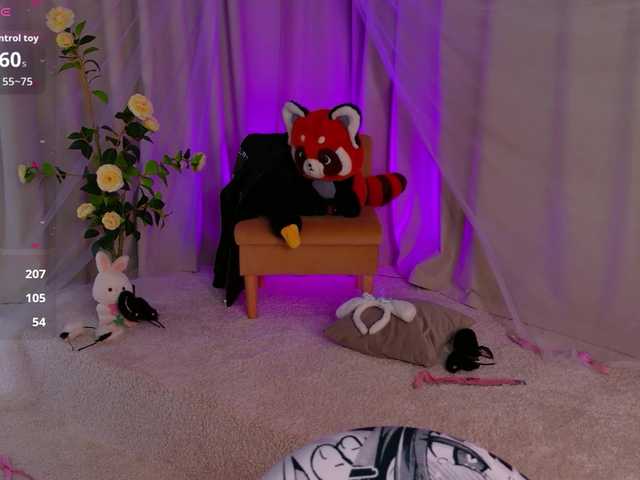 CoralineJones live webcam show