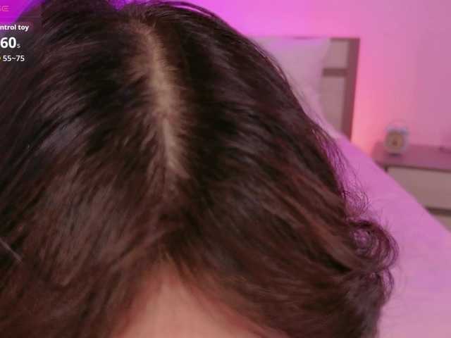 CoralineJones live cam on BongaCams