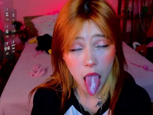 CoralineJones's BongaCams show and profile