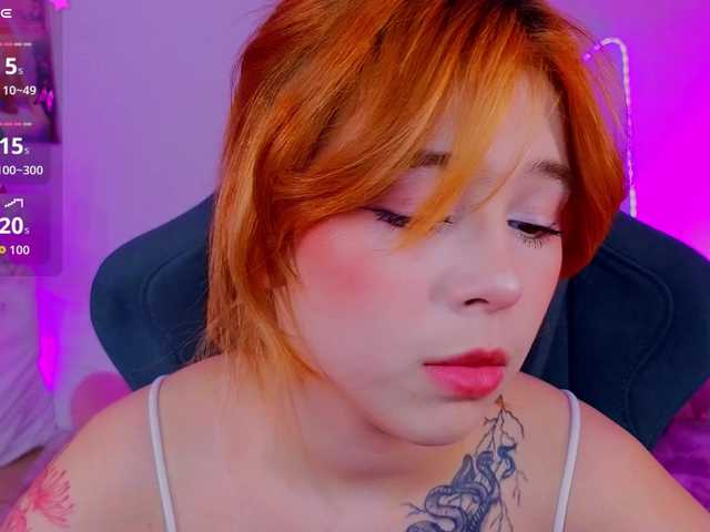 эросцена CoralineJones