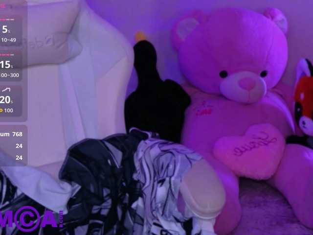 CoralineJones live cam on BongaCams