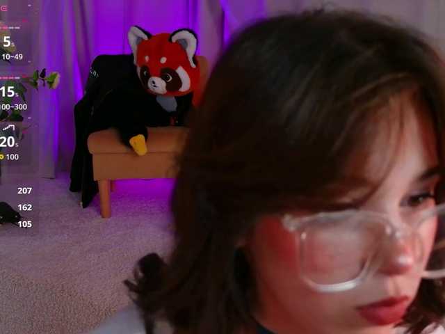 CoralineJones live webcam show