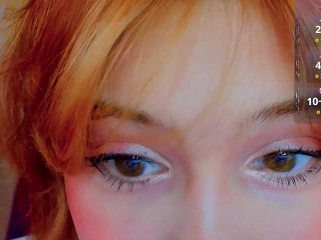 CoralineJones's BongaCams show and profile