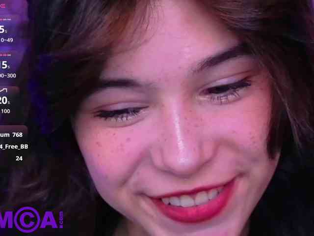 CoralineJones webcam