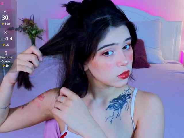CoralineJones webcam