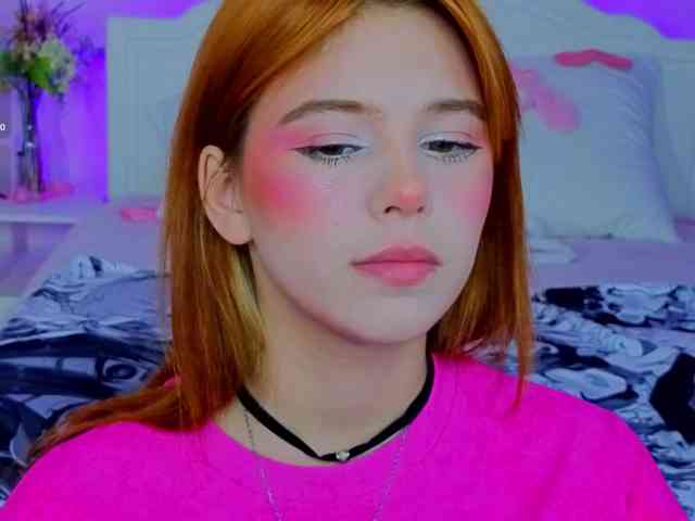 CoralineJones webcam