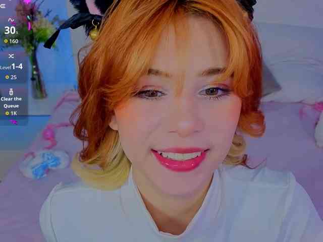 CoralineJones webcam