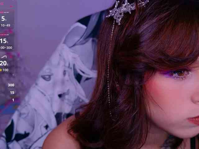 CoralineJones webcam