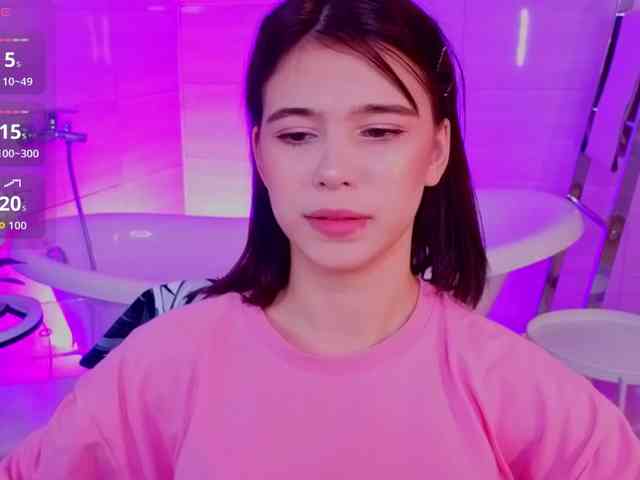 CoralineJones webcam