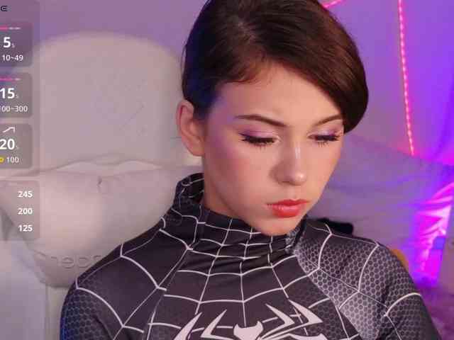 CoralineJones webcam