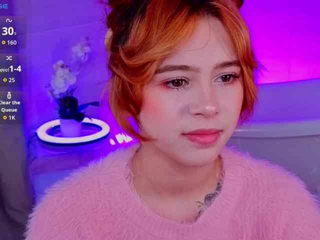 CoralineJones webcam