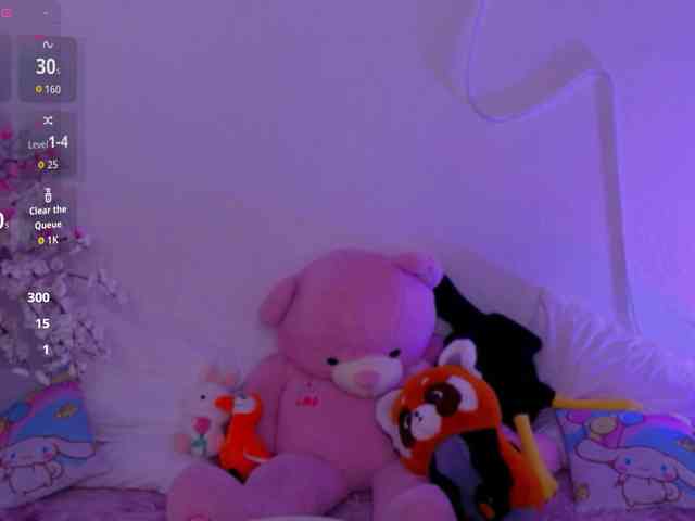CoralineJones webcam