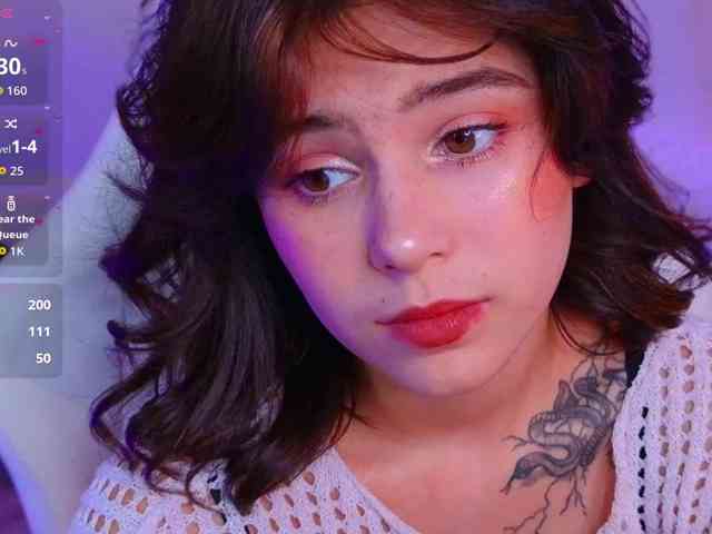 CoralineJones webcam