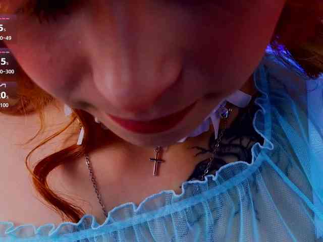 CoralineJones webcam