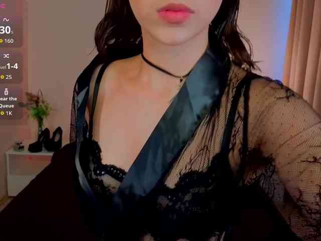 CoralineJones webcam