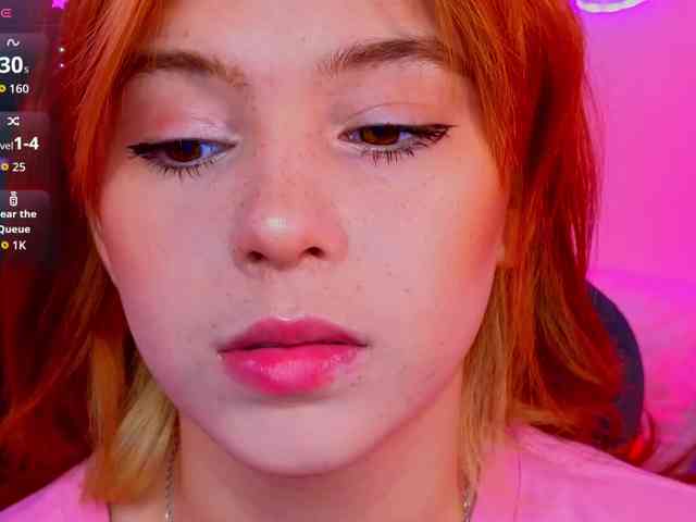 CoralineJones webcam