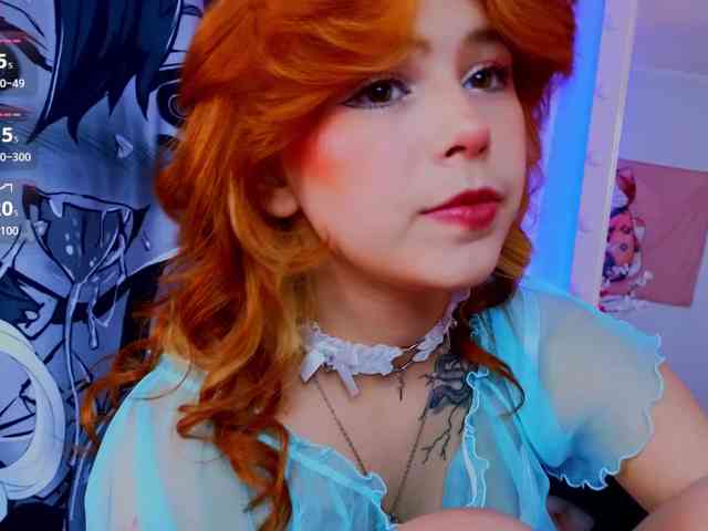 CoralineJones webcam