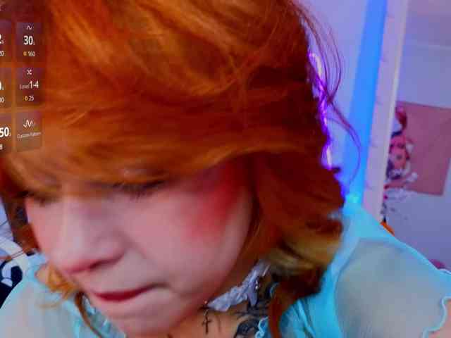 CoralineJones webcam