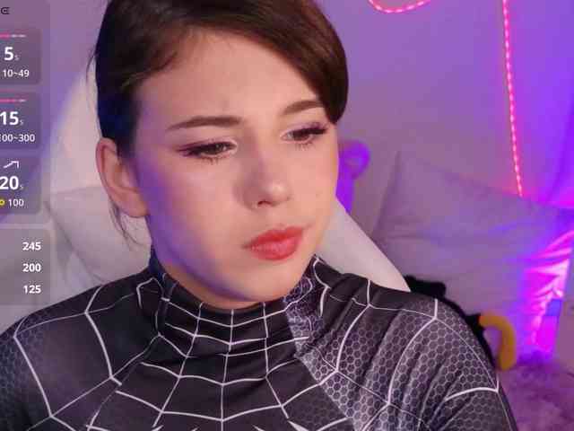 CoralineJones webcam