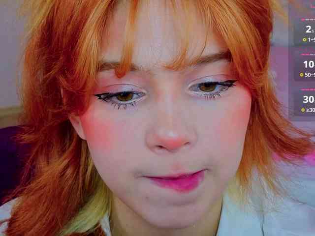 CoralineJones webcam