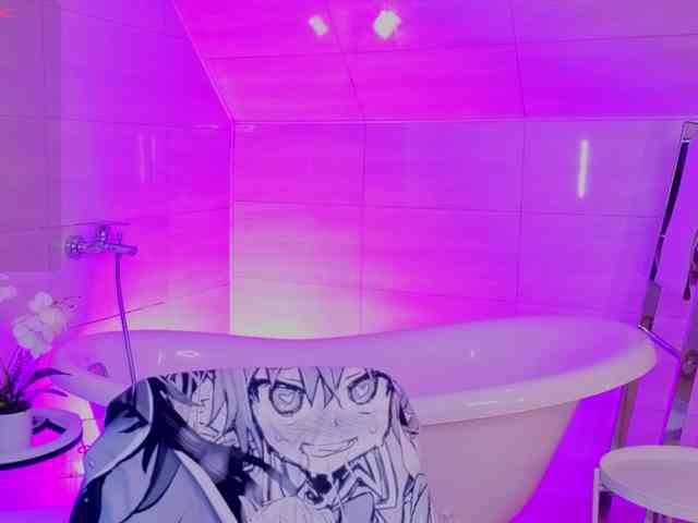 CoralineJones webcam