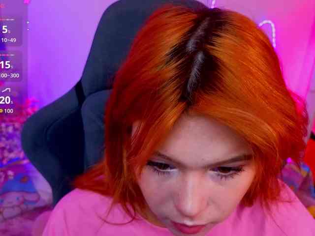 CoralineJones webcam