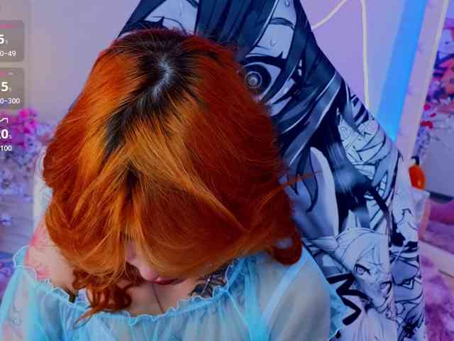 CoralineJones webcam