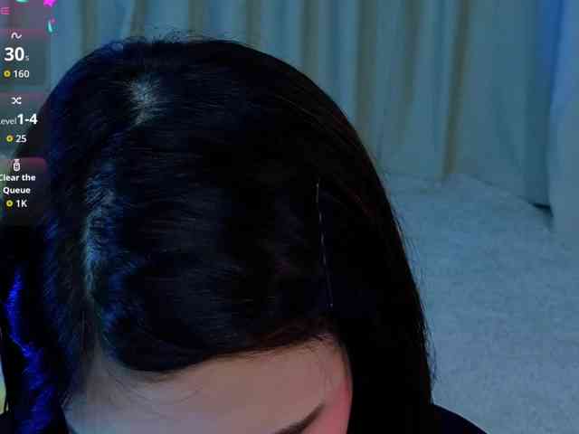 CoralineJones webcam