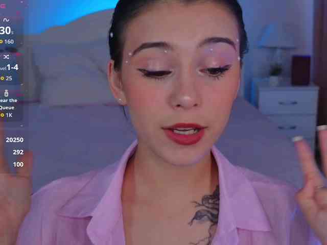 CoralineJones webcam
